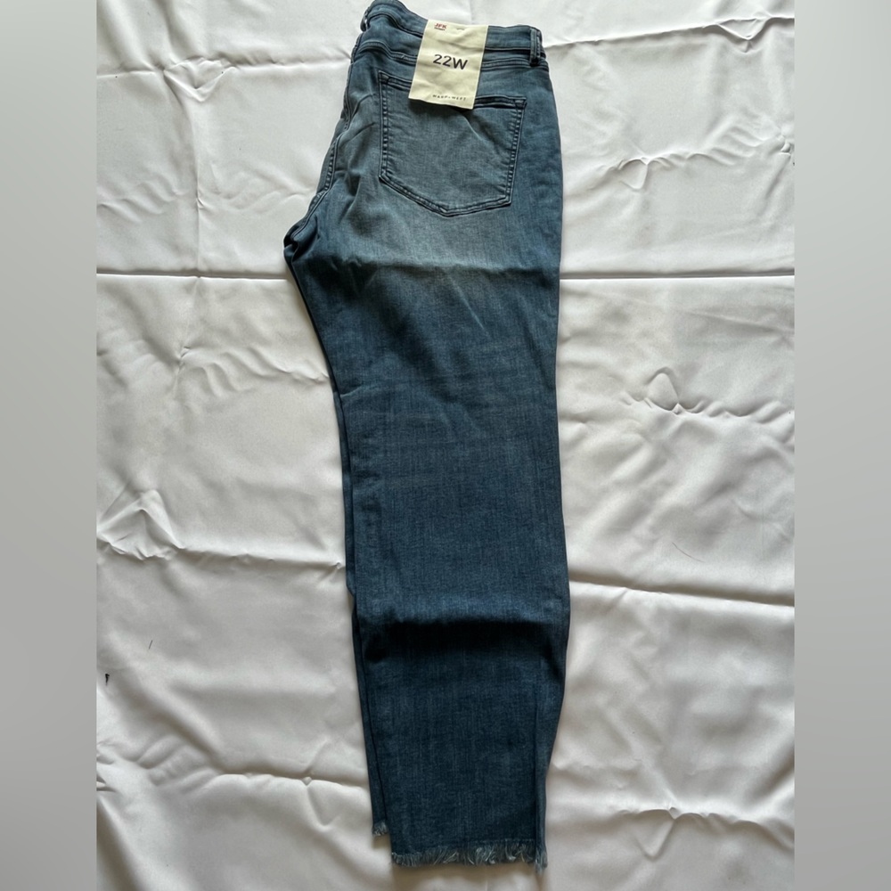 Women’s Skinny Jeans